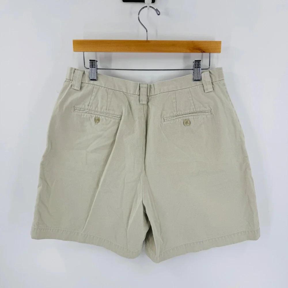 Vintage GAP Classic Khaki Pleated Chino Shorts Size 14 High Rise 90s Y2K